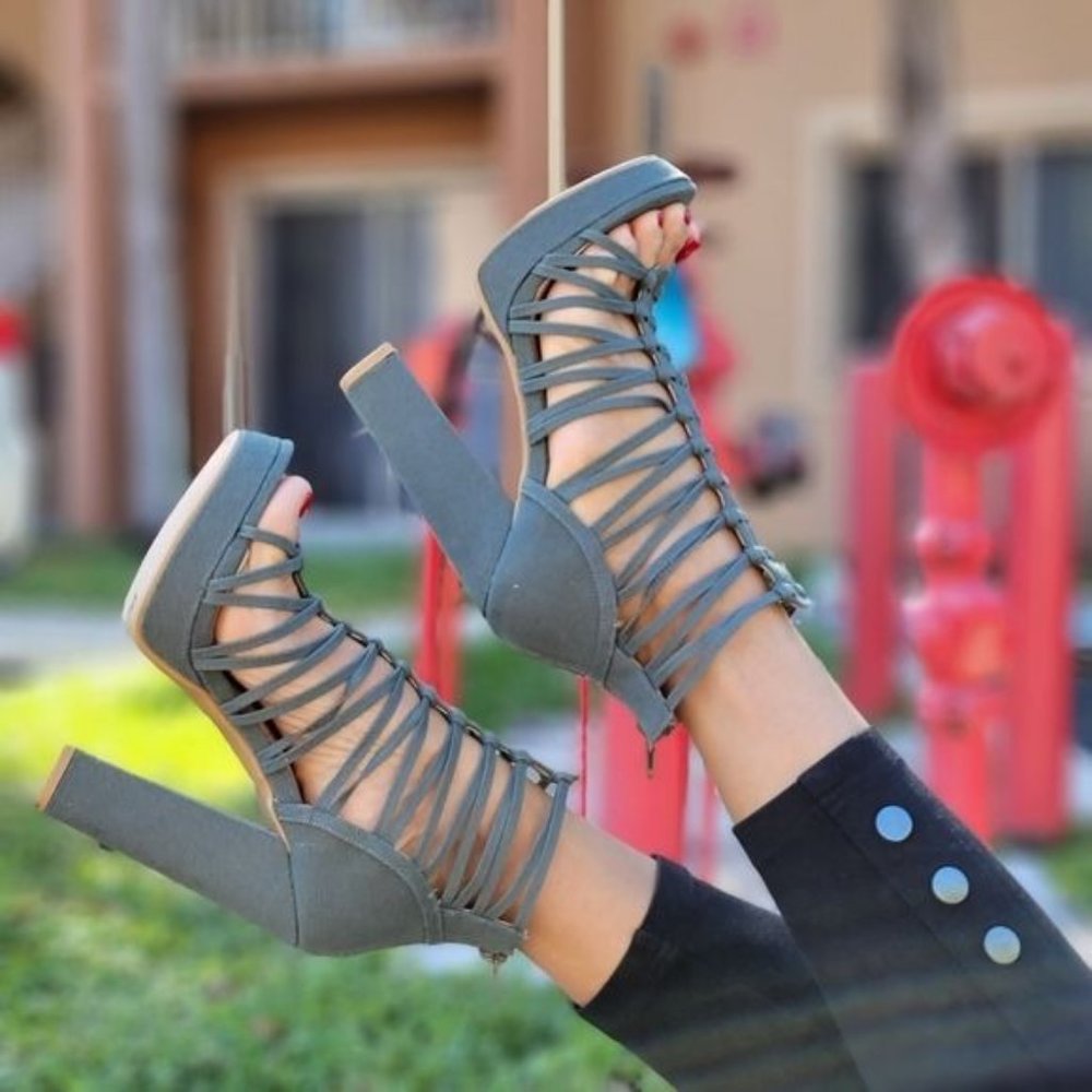 Women's Strappy Caged Platform Chunky High Heels Olive Color